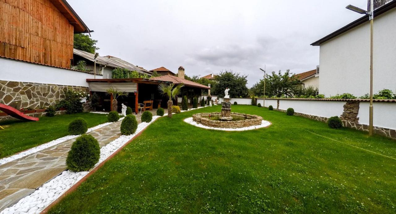 Къща За Гости Аси Dospat Exterior foto